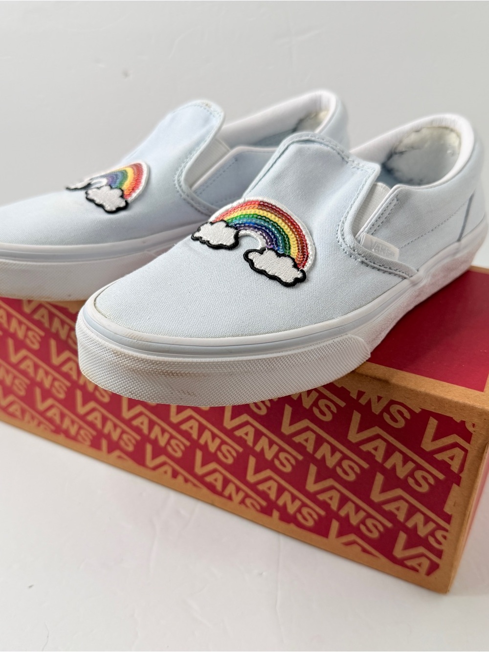 Vans Blue Canvas Slip On With Sequin Rainbow Jr Kids 6 women’s 8